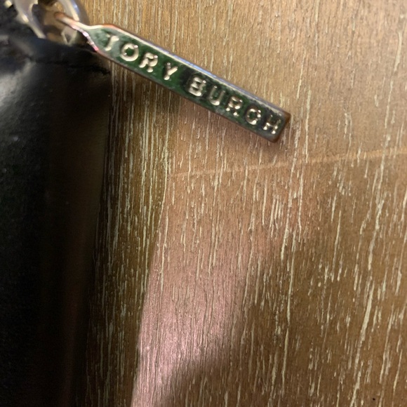 Tory Burch Black Leather Wallet with Silver Detail - Picture 7 of 10